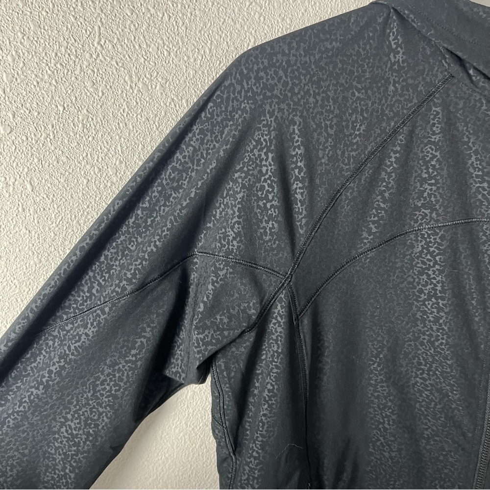 NWOT Athleta Racer Running Free Jacket Printed Black Cosmos Hooded Women - Picture 7 of 15